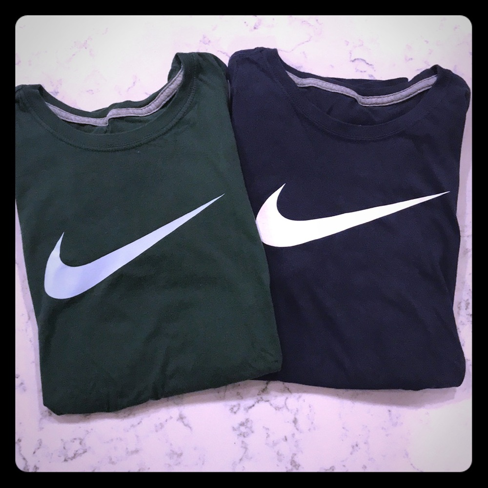 2 Nike classic short sleeve tees